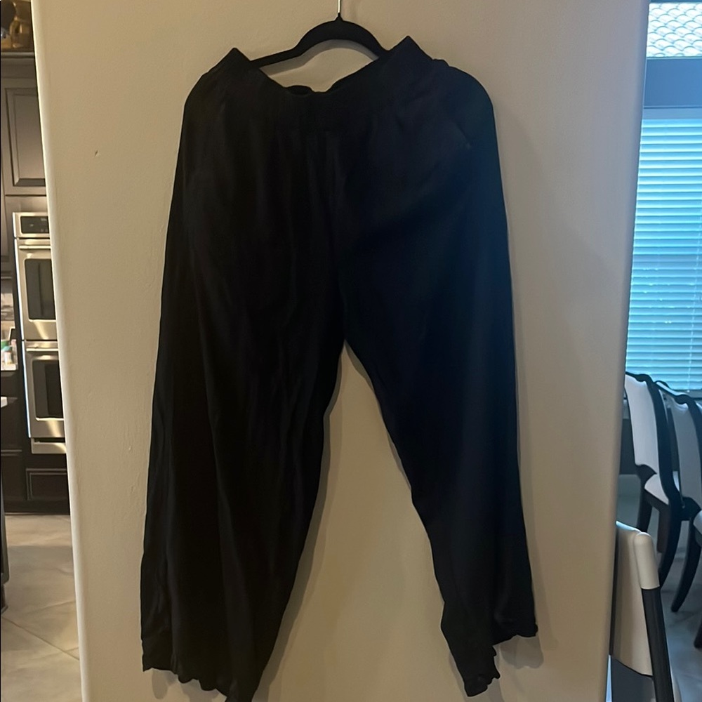 Black Wide-Leg Pants